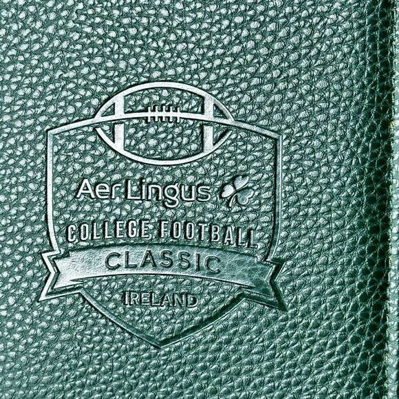 RARE Aer Lingus College Football Ireland Shamrock Classic Leather Wallet 6.5x4.5 - Picture 3 of 8